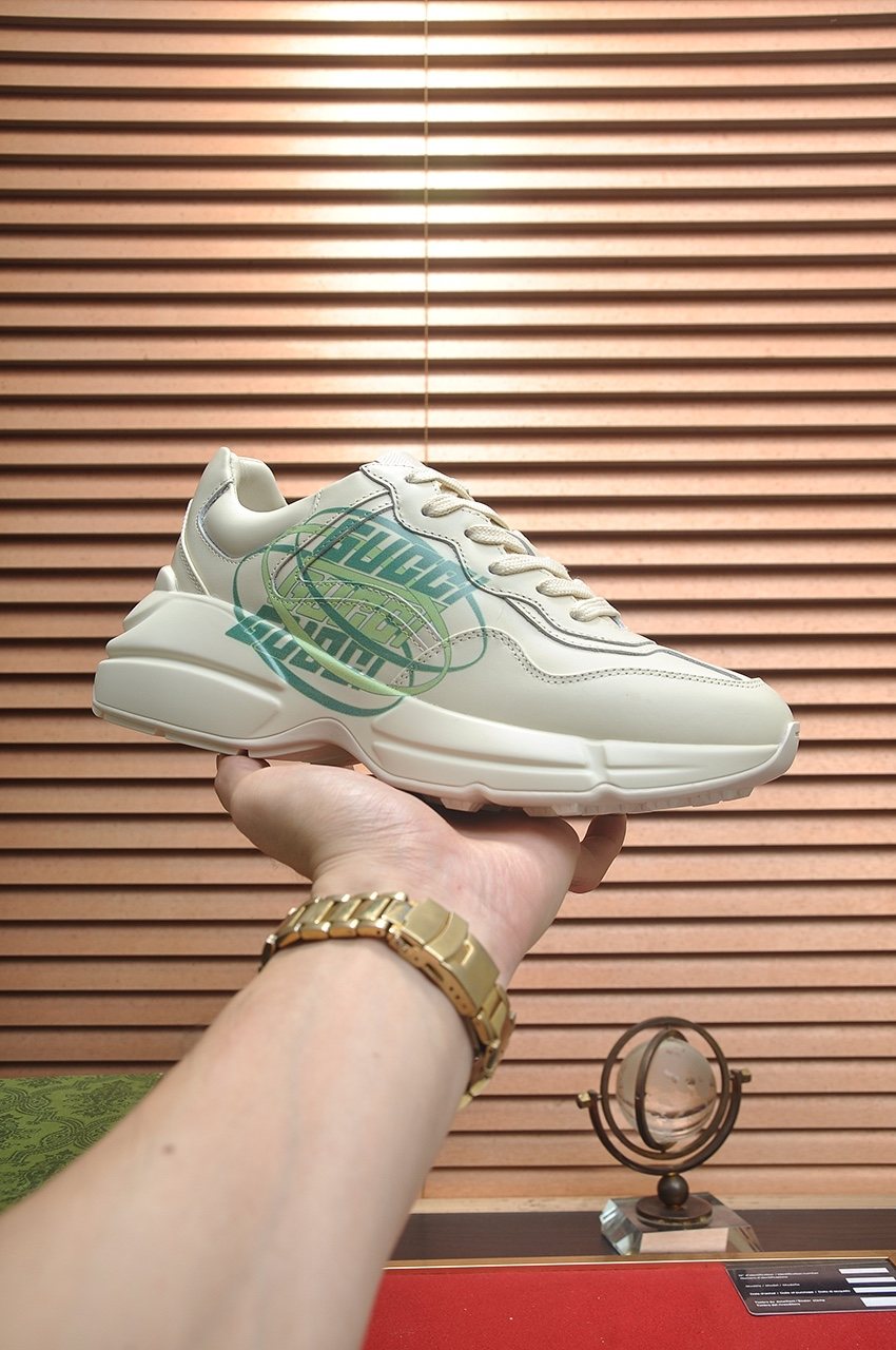 Gucci Off-White Green Graphic Low-Top Sneakers